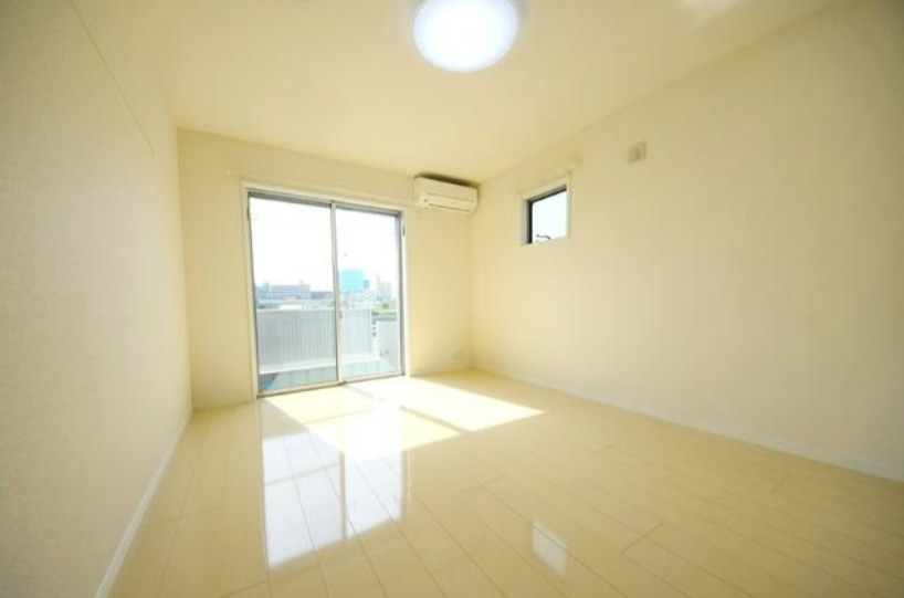 居室・リビング　別部屋参考写真