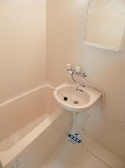 バス・シャワールーム　同仕様写真