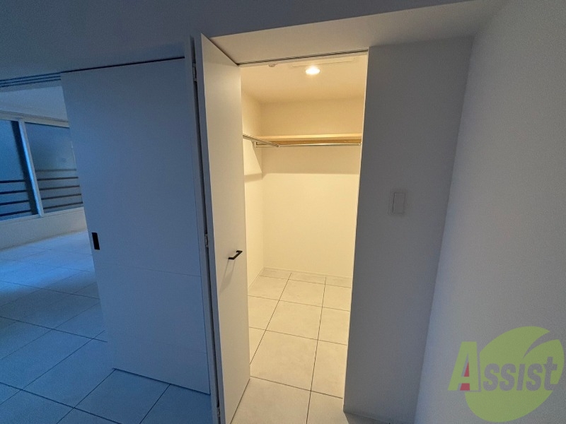 収納　クローゼットがありました。お洋服や荷物はここへ