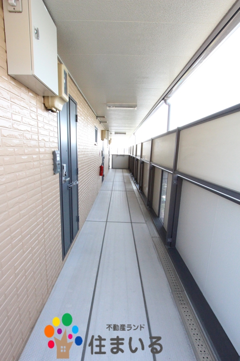 コンビニ　セブンイレブン東海市加木屋町1丁目店（コンビニ）まで213m