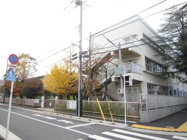 小学校　下鎌田小学校（小学校）まで240m