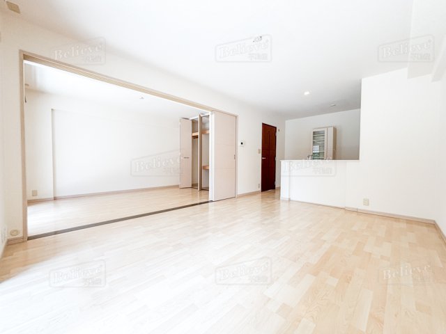 居室・リビング　広いリビングです☆