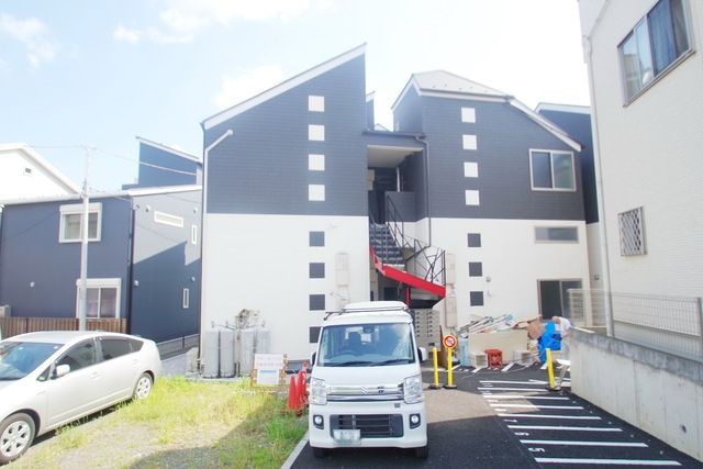 建物外観　★お部屋探しはタウンハウジング稲田堤店まで★