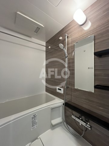 バス・シャワールーム　ブランシエスタ南吹田パークサイド　浴室