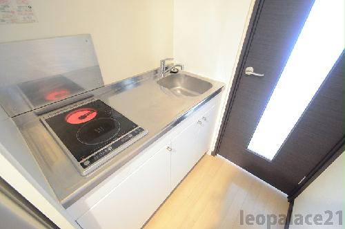 キッチン　実際のお部屋と異なる場合がございます。