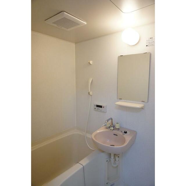 バス・シャワールーム　バストイレは別です