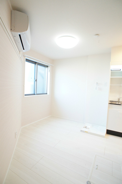 居室・リビング　南東向きのお部屋です・