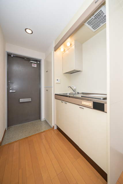 キッチン　※写真は同タイプ住戸です。