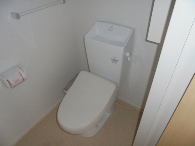 トイレ　同型タイプ