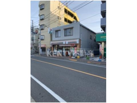 コンビニ　セブンイレブン 大森東店（コンビニ）まで422m