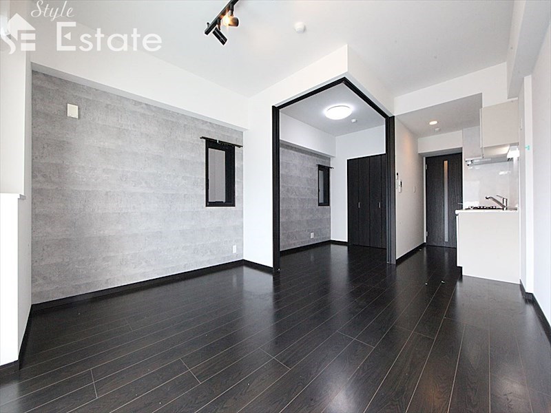 居室・リビング　内装