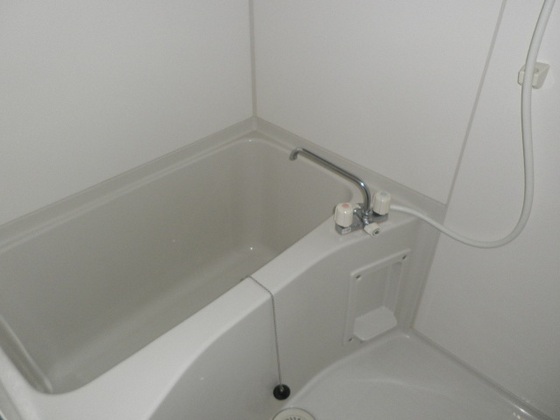 バス・シャワールーム　※別室の写真です
