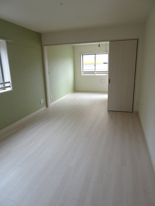 居室・リビング　201号室