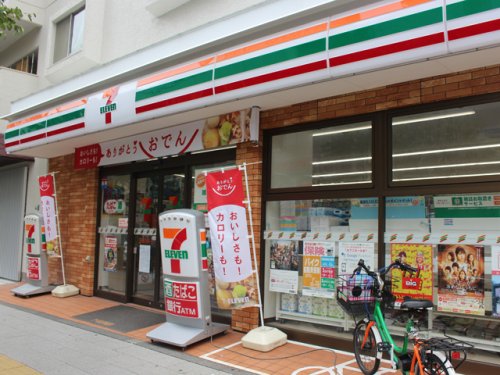 コンビニ　セブンイレブン 東池袋2丁目店（コンビニ）まで79m