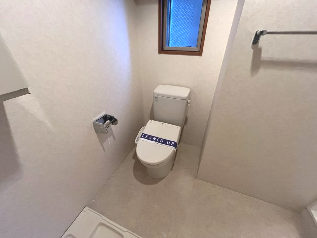 トイレ　※別部屋参照写真