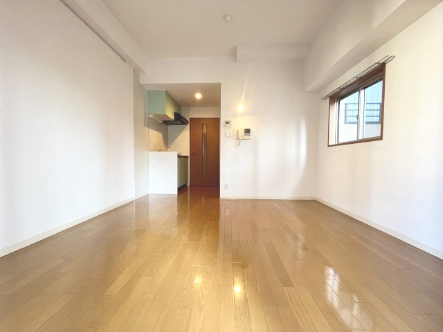 居室・リビング　※別部屋参照写真