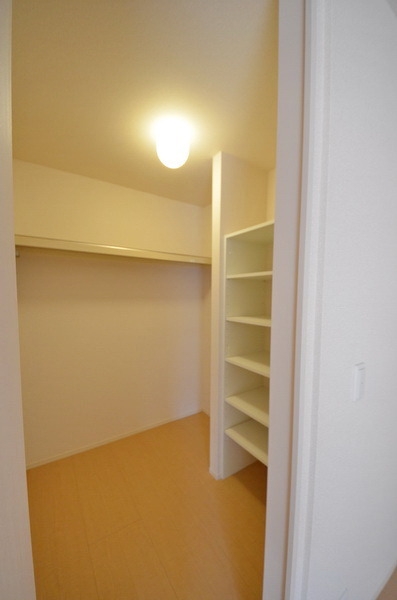 収納　※別号室のイメージ写真です。