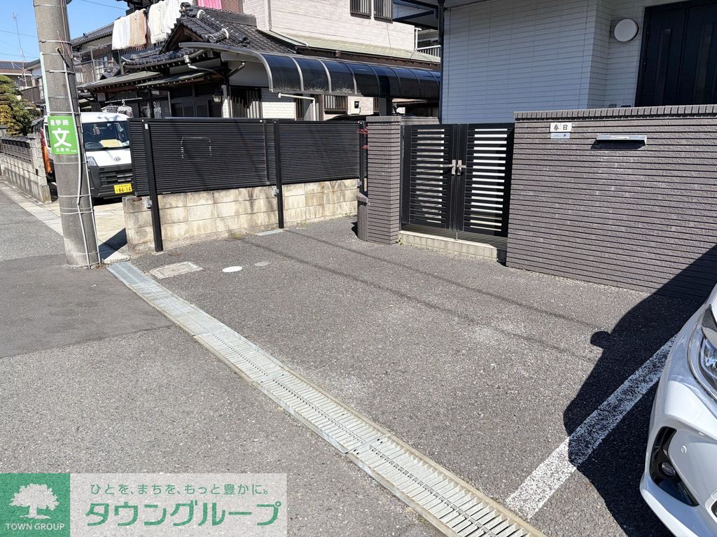 駐車場　縦列駐車場