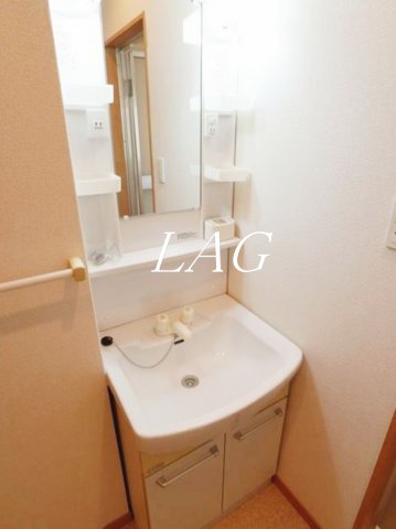 洗面設備　洗面台です。