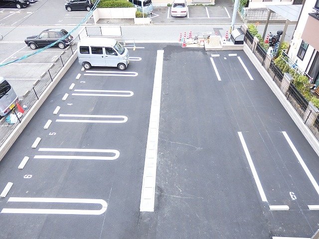 駐車場　駐車スペースもあります