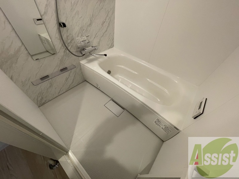 バス・シャワールーム　お風呂になります。一日の疲れを癒してくださいね。