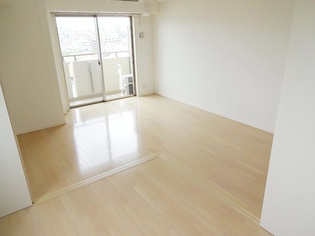 居室・リビング　★お部屋探しはタウンハウジング稲田堤店まで★