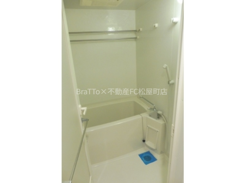 バス・シャワールーム　バス（浴室乾燥機付き）