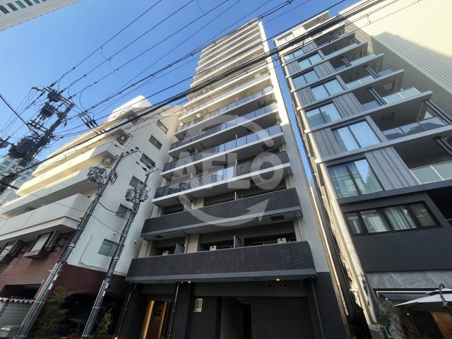 建物外観　コンフォリア・リヴ淡路町一丁目　外観