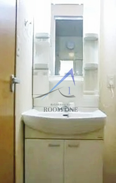 洗面設備　洗面台です。