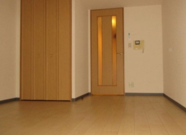 居室・リビング　※別部屋参考写真