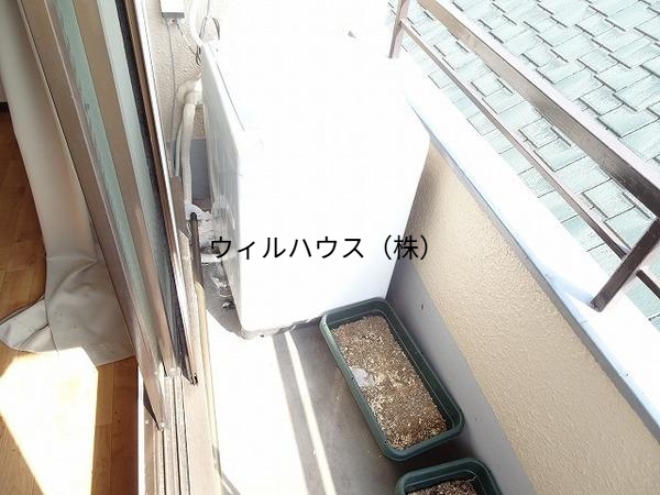 バルコニー　採光良好！