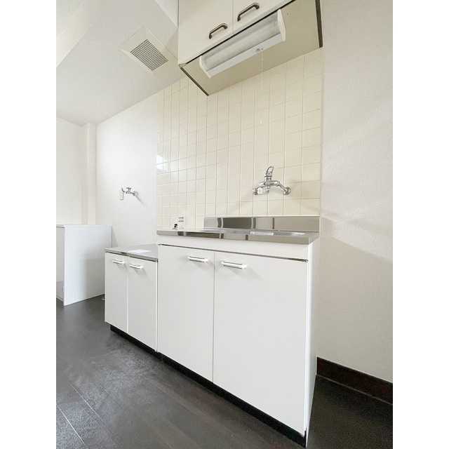 キッチン　※他室の写真となります。