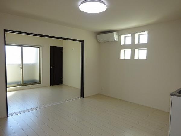 居室・リビング　同施工会社イメージ！