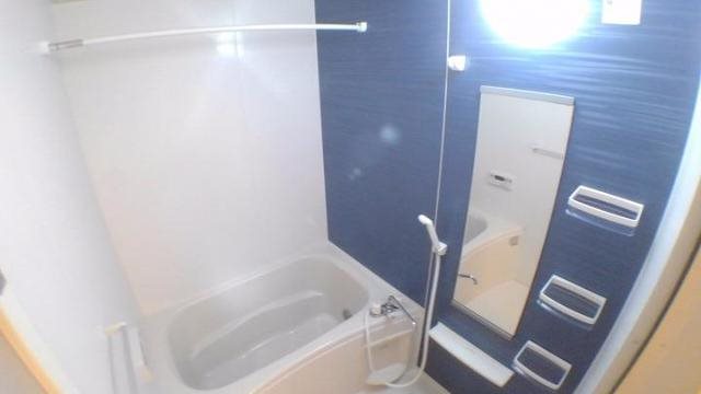 バス・シャワールーム　※別号室の写真です。