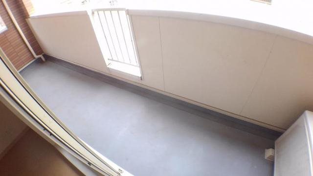 バルコニー　※別号室の写真です。