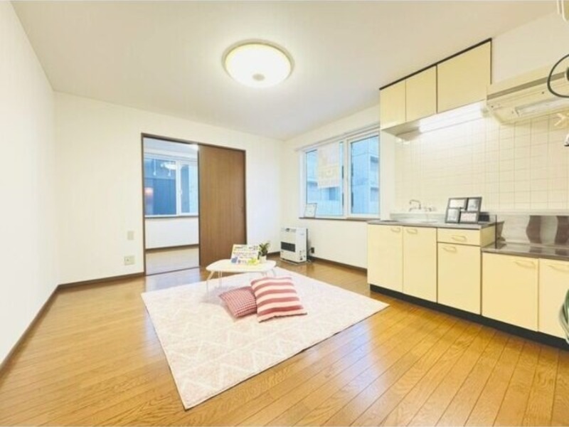 居室・リビング　モデルルーム仕様の画像です。