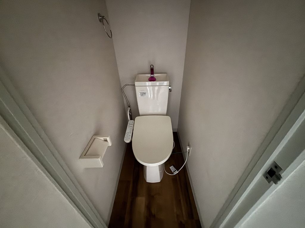 トイレ　トイレ