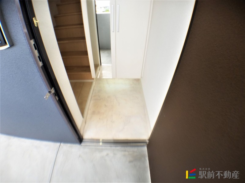 玄関　同タイプ