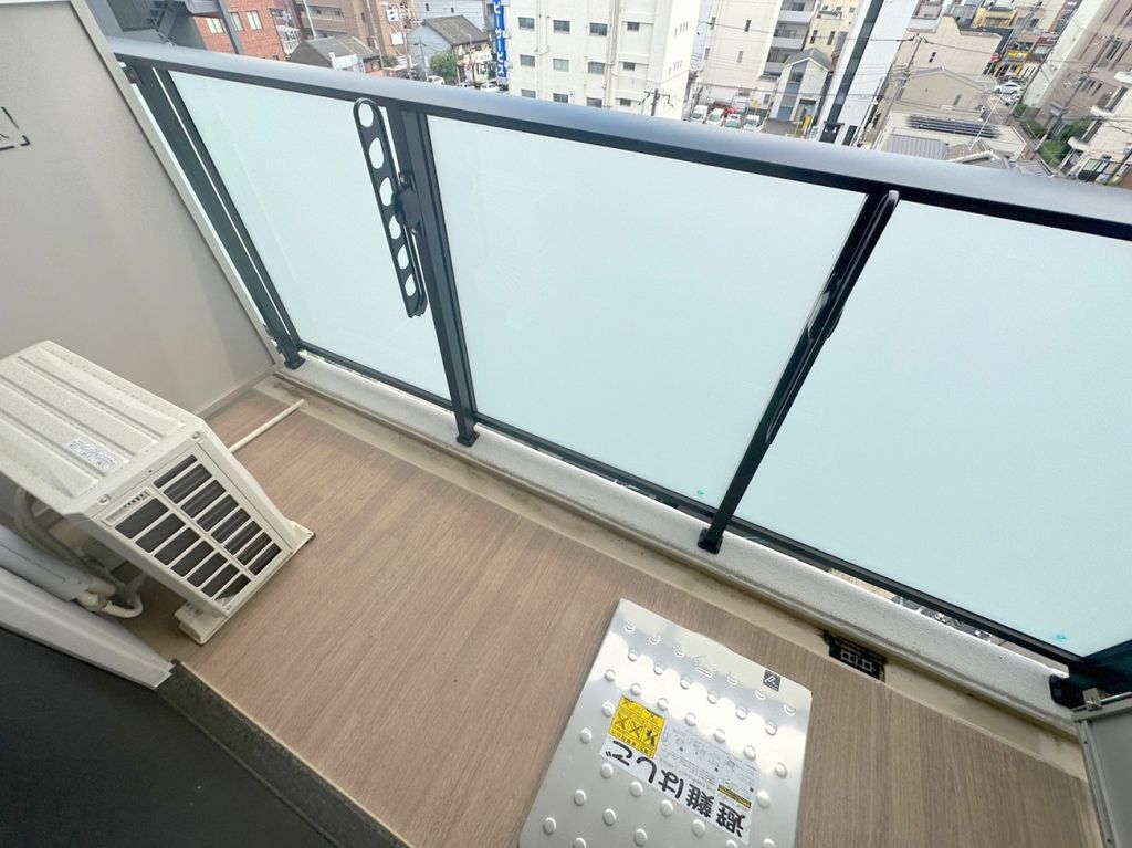 バルコニー　バルコニー