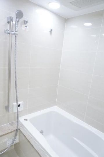 バス・シャワールーム　☆ゆっくりくつろげるお風呂☆