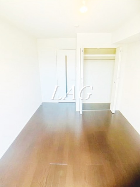 居室・リビング　洋室のお部屋（同仕様）です。