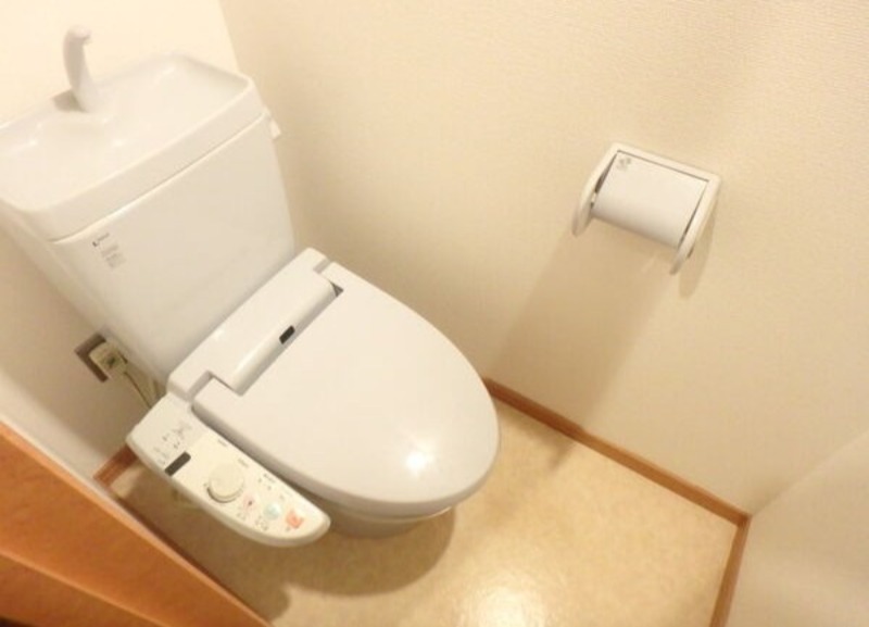 トイレ　図面と現状に相違がある場合には現状を優先