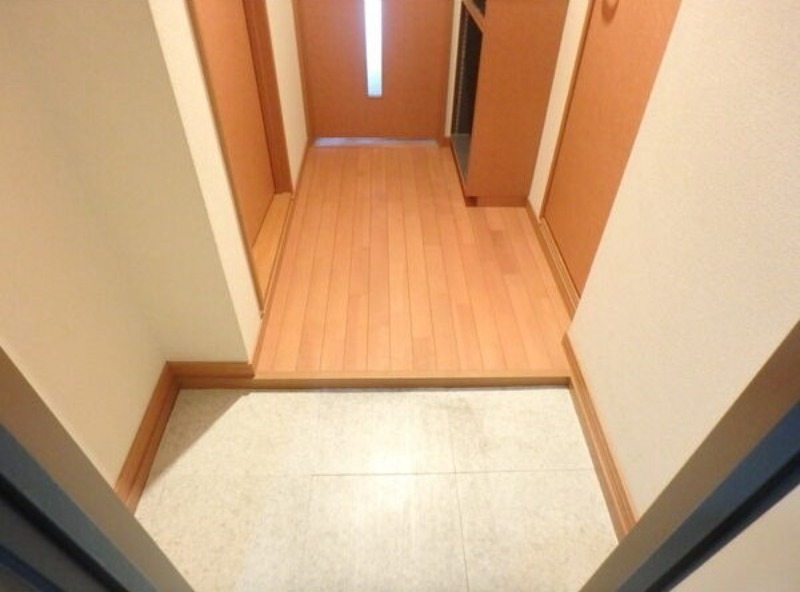 玄関　図面と現状に相違がある場合には現状を優先