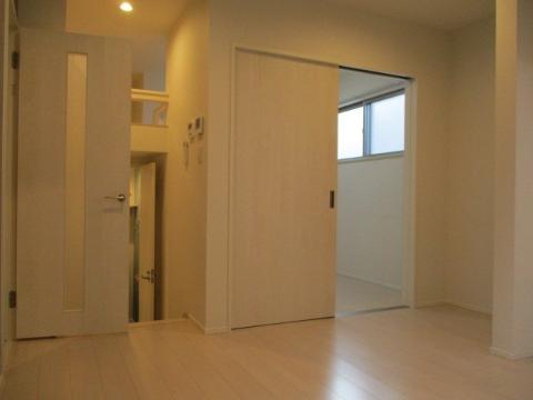 居室・リビング　室内