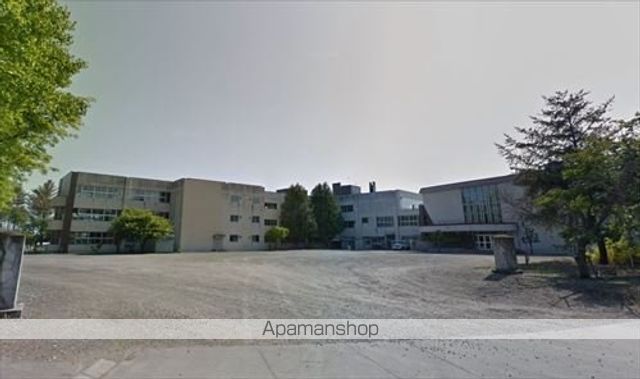 中学校　音更中学校（中学校）まで784m