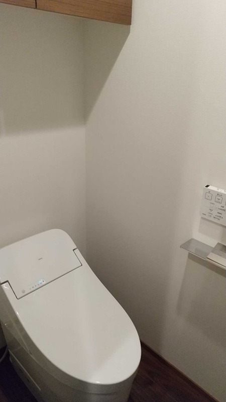 トイレ　※同仕様写真含む