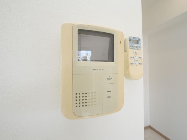 セキュリティ　※写真は別号室です。