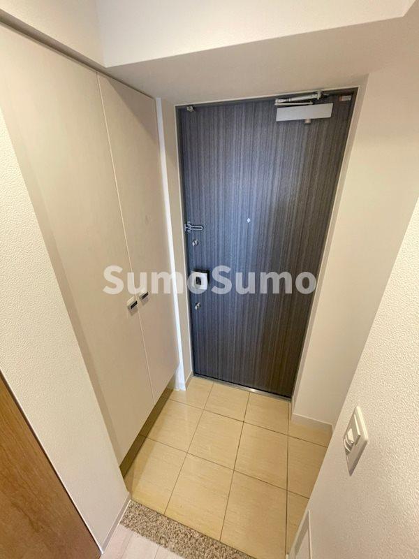 玄関　収納もある玄関です