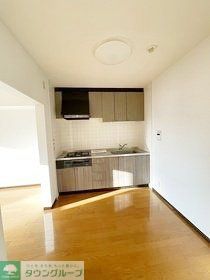 キッチン　お問合せはタウンハウジングまで！※現地待合わせ相談可能