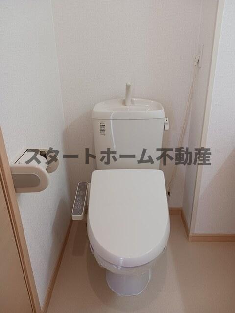 トイレ　ゆったりとした空間のトイレです